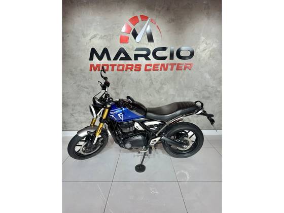 TRIUMPH SPEED 400 TRIUMPH SPEED 400